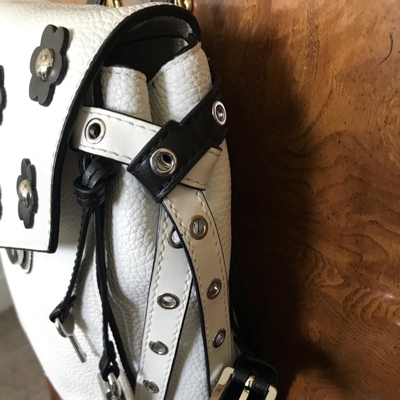 Michael Kors Flower black and white backpack